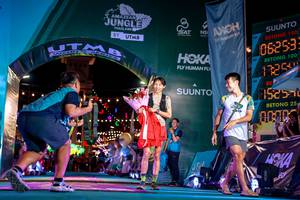 BIB: 140, 062533, 100, 1725, 1525
                            <button type="button" onclick="openModal(24854315)" class="btn btn-primary btn-sm float-right btn-popup" data-toggle="modal" data-target=".modal-high-quality">
                        <i class="fas fa-shopping-cart"></i> Add to Cart
                    </button>
                                            <button type="button" onclick="isThisMe(24854315, true)" class="btn btn-success btn-sm float-right btn-popup btn-isme hidden" data-toggle="tooltip" data-placement="bottom" title="นี่คือรูปของคุณใช่ไหม คลิกที่นี่เพื่อเอาเข้าอัลบั้ม">
                        <i class="fas fa-plus"></i> Add to album
                    </button>
                    <button type="button" onclick="isThisMe(24854315, false)" class="btn btn-warning btn-sm float-right btn-popup btn-isnotme hidden">
                        <i class="fas fa-ban"></i> Remove from album
                    </button>